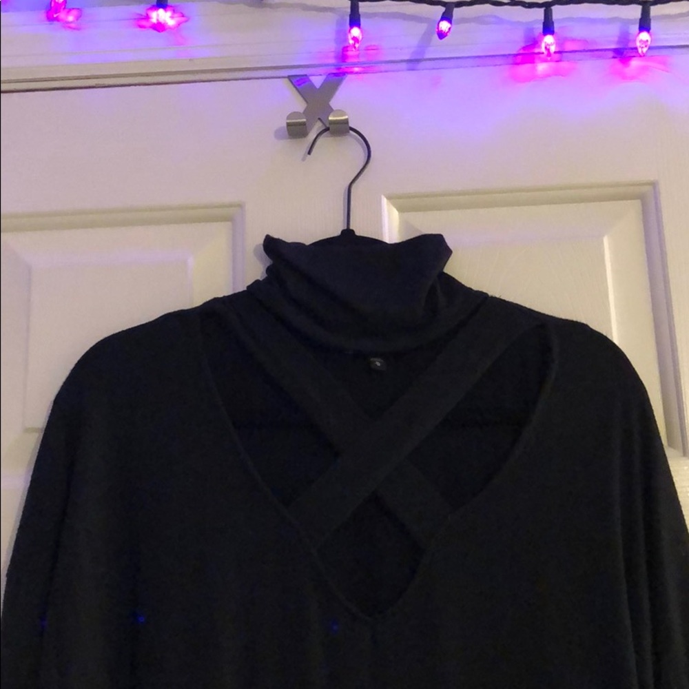 Express criss-cross chest high neck top